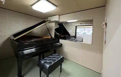 名駅防音室 グランドピアノ練習室（B）（グランドピアノ練習室（B））