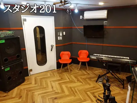 BECKアキバ リハーサルスタジオ(アンプとキーボードのある201スタジオ)
