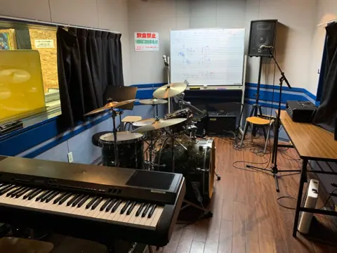 BIGBOSS STUDIO（BIGBOSS札幌）（ドラム・キーボード・マイクのあるスタジオ）