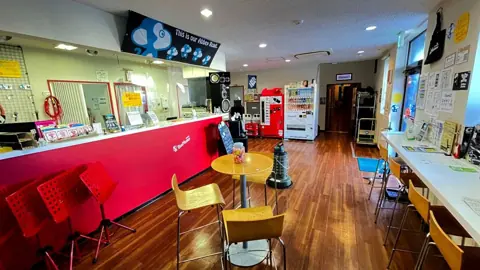 ブルーモンキースタジオ 名東区店:受付・ロビー