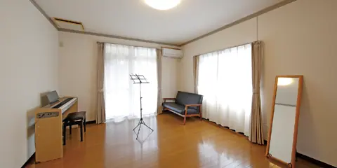 クロッシュ 練習室（クロッシュサロン）：練習室2（電子ピアノ・譜面台）
