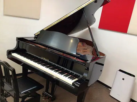 大東楽器 枚方センター レンタルルーム（個人レッスンルーム（グランドピアノ））