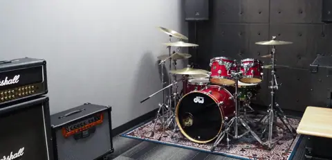 Multimedia Creators Studio Fillin（スタジオフィルイン）：Dst（ドラム・アンプ）