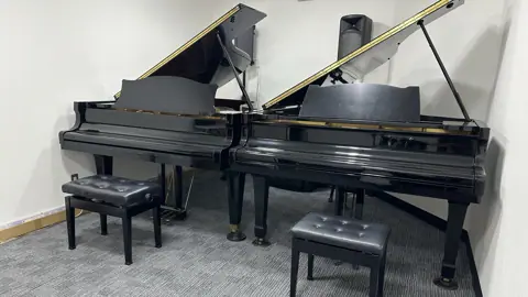 Multimedia Creators Studio Fillin（スタジオフィルイン）：1st（グランドピアノ2台）