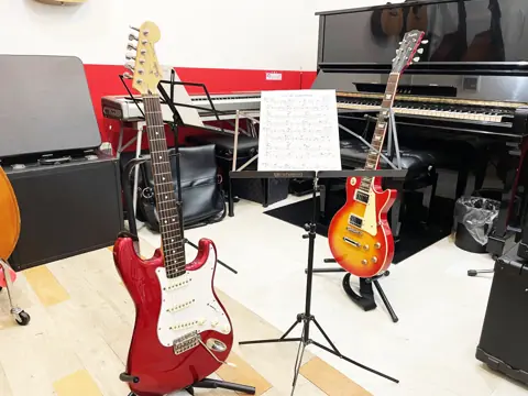 グッドタイム レンタルスタジオ：ギターとキーボード