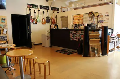 J'z Studio（ジェイズスタジオ）：受付と待合
