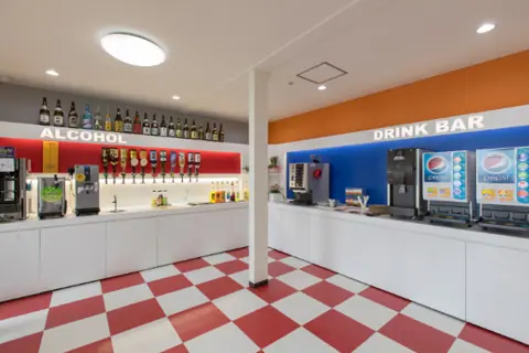 カラオケスペースシティ 次郎丸店 貸しスタジオ：ドリンクバー