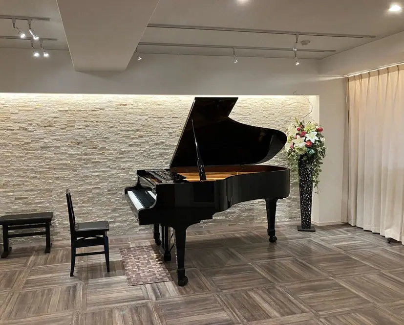 北田辺Piano Salon(グランドピアノのある部屋)