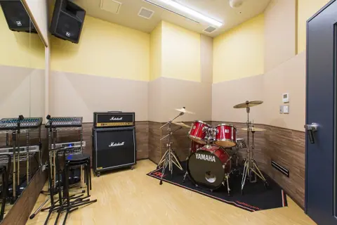 LoCo Music Studio（ロコミュージックスタジオ）：スタジオB