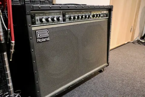 ニュービートスタジオ：ギターアンプ