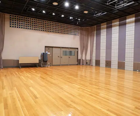 ODEN STUDIO：フローリングの広いスタジオ