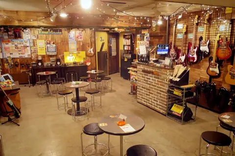 スタジオペンタ 千葉駅前店：ロビー