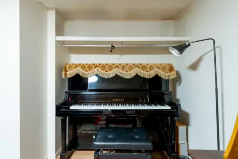 Pianoroom ata：アップライトピアノ