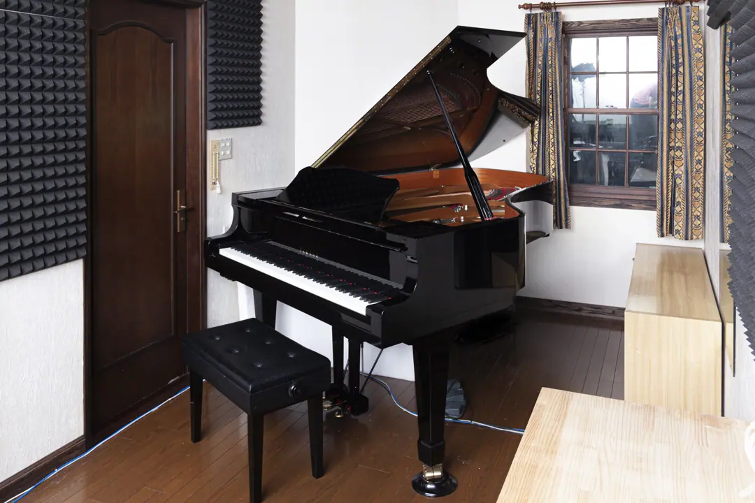 PianoStudio299(グランドピアノのある防音室)