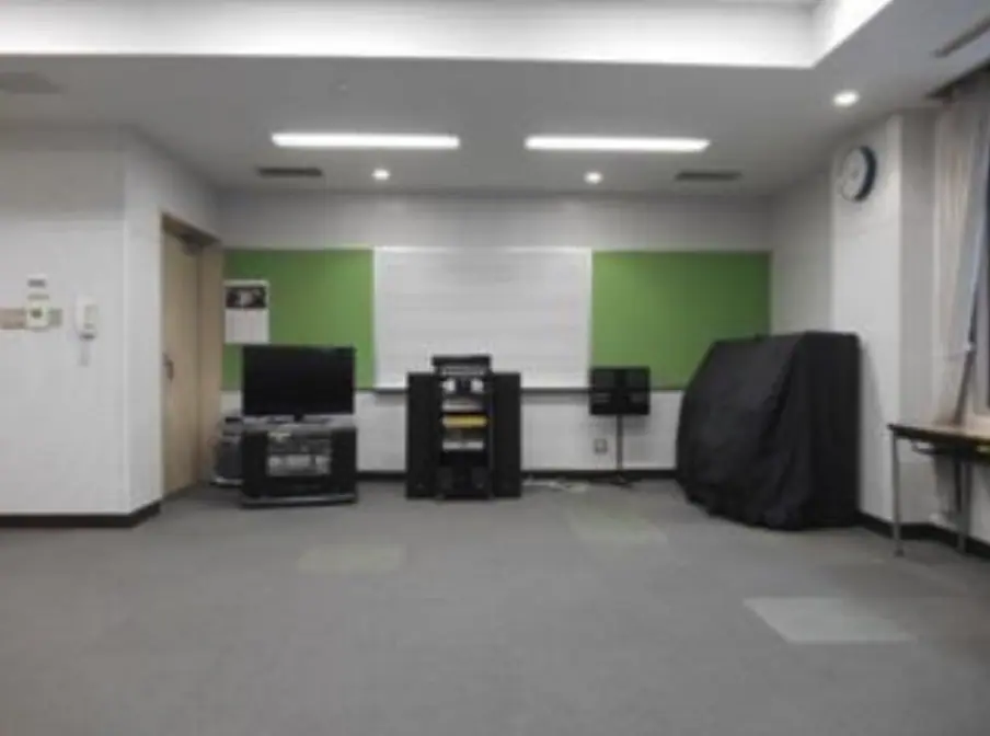 八王子市浅川市民センター 音楽室(テレビと機材のある音楽室)