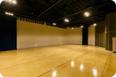 埼玉県県民活動総合センター 音楽スタジオ：音楽スタジオの室内