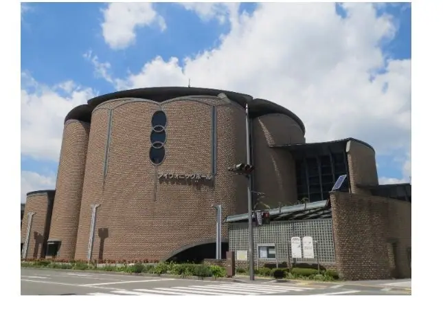 伊丹アイフォニックホール 練習室(建物の外観)