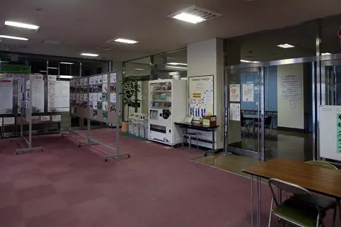 神戸市立兵庫区文化センター 音楽練習室：ロビー