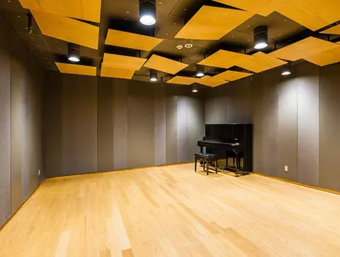 豊洲文化センター 音楽練習室（アップライトピアノのある防音室）