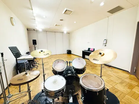 熊本市男女共同参画センターはあもにい リハーサル室（リハーサルA室のドラム）