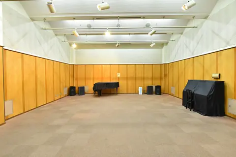 西部文化センター 音楽室：音楽室の室内