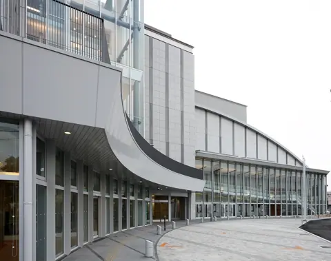 堺市立美原文化会館（アルテベル） 音楽室・リハーサル室：建物の外観