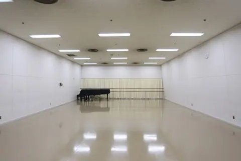 宇都宮市文化会館 第1練習室：第1練習室の室内