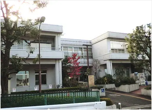 横浜市綱島地区センター（建物の外観）