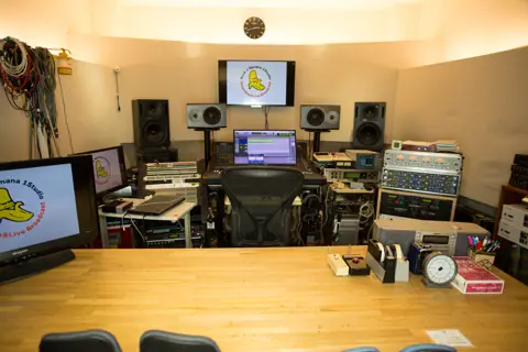 Rock'n' Banana 1 Studio（コントロールルーム）