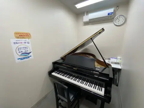 島村楽器 イオン葛西店 レッスンルームレンタル（グランドピアノのある部屋）
