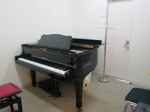 島村楽器 札幌クラシック店 音楽スタジオ：グランドピアノのある部屋