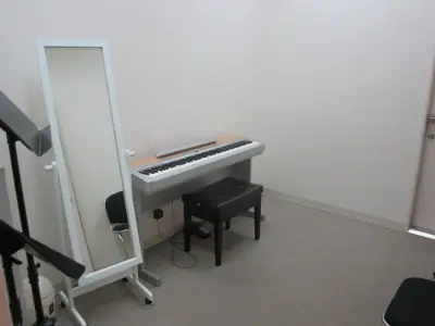 島村楽器 札幌クラシック店 音楽スタジオ：電子ピアノのある部屋