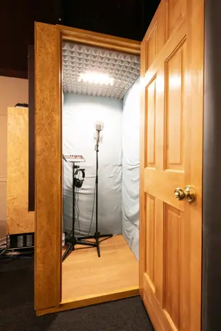 シロシバスタジオ（sirosiba studio）：ボーカルブース