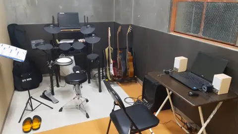 サウンドジムあしかが 貸スタジオ：電子ドラムのある部屋