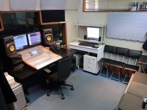 studio always（スタジオオルウェイズ）：コントロールルーム