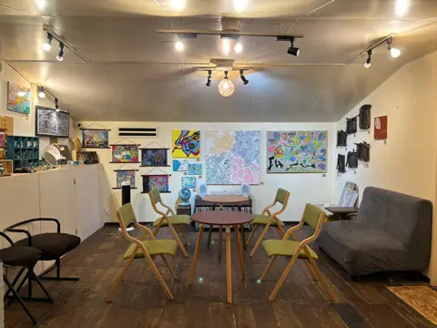 STUDIO IZ:ラウンジスペース