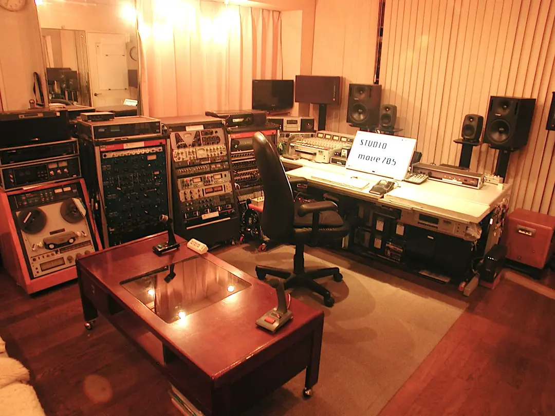 STUDIO MOVE 705(コントロールルーム)