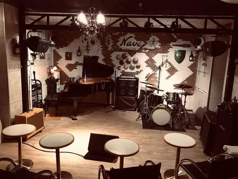 Studio Nave(スタジオネイブ)(グランドピアノとドラムのあるスタジオ)