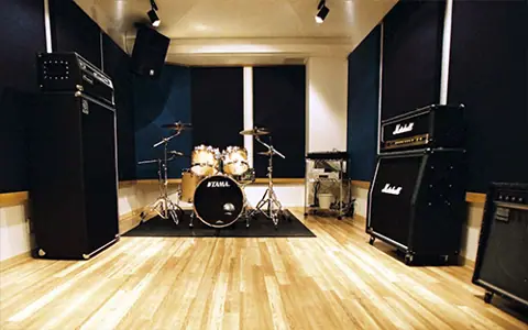 studio NiDO 調布：ドラムとマーシャルアンプのあるスタジオ