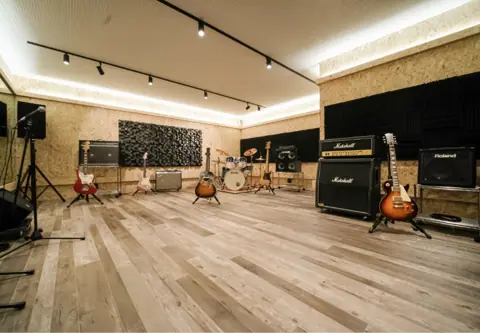 STUDIO SOUND NINE(Studio A)
