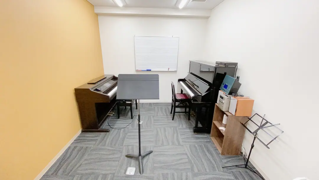 スガナミ楽器 サウンドパーク厚木 練習室レンタル（RoomB（アップライトピアノ・電子ピアノ））