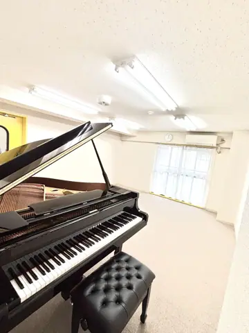 音楽教室トライアングル 駅前教室 レンタルスタジオ(グランドピアノのある部屋)