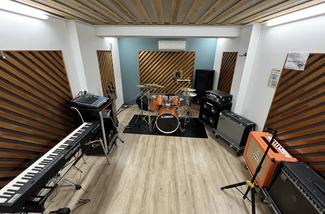 Tule music Lab.（ドラムとアンプのあるレンタルスタジオ）