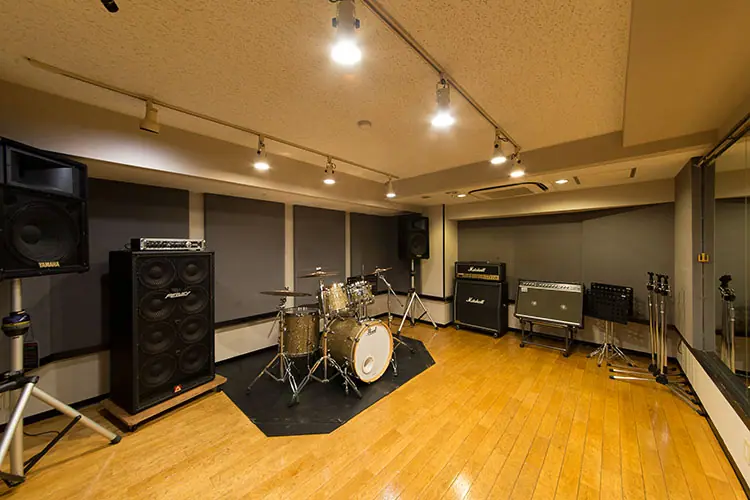 Y.Y Music STUDIO 新所沢店(Bスタジオ)